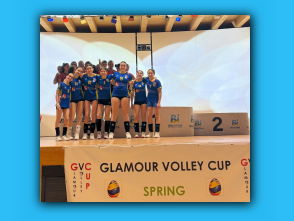 Premiazione Seconda classificata.jpg